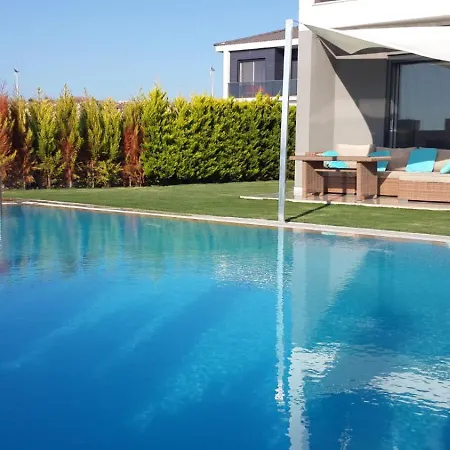 Vilă Reisdere Çeşme